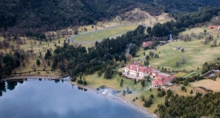El martes 4 de Febrero, nicoleños marcharon a Lago Escondido por la defensa del libre acceso