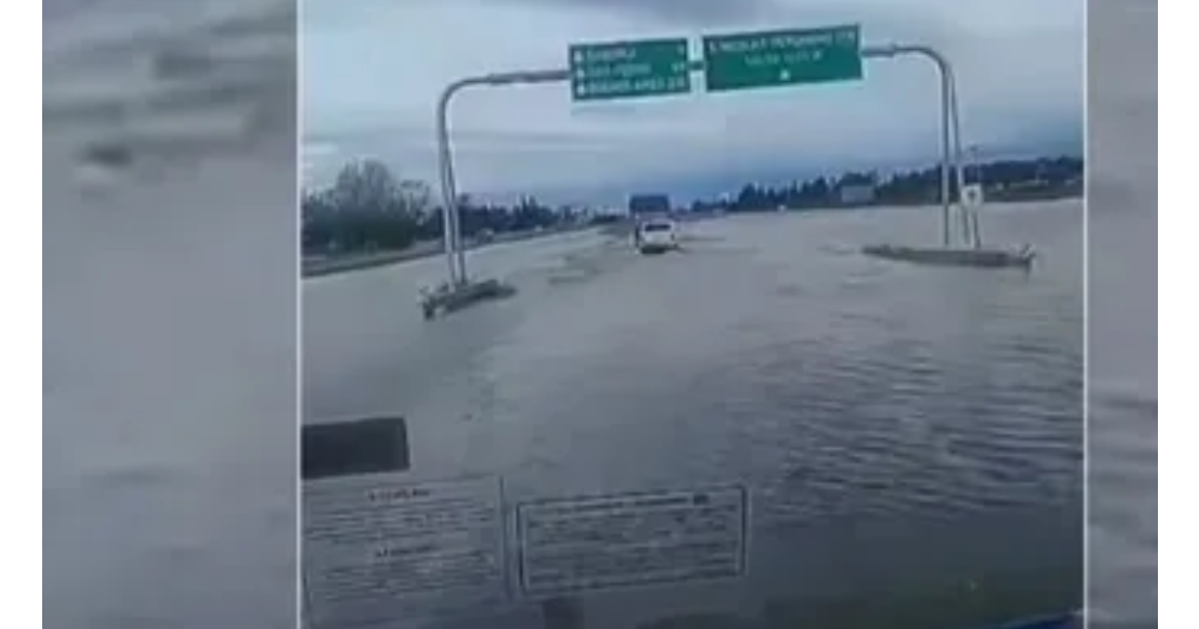 por el temporal en Buenos Aires, se inundó la ruta 9 en San Nicolás